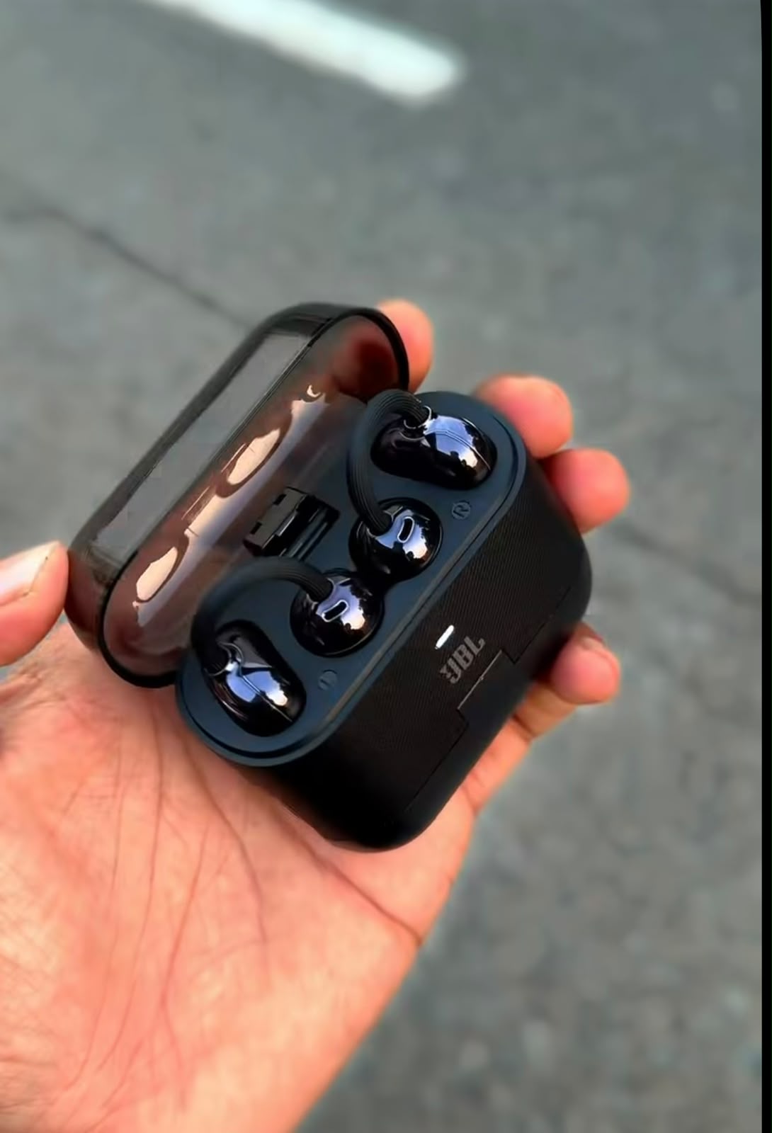 🔥 6-in-1 Wireless JBL Earbuds with Charging Case – Premium Sound & Long Battery Lif